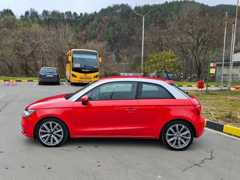 Audi A1 1.6 Tdi S-line/Navig/Koja, снимка 4 - Автомобили и джипове - 48458101