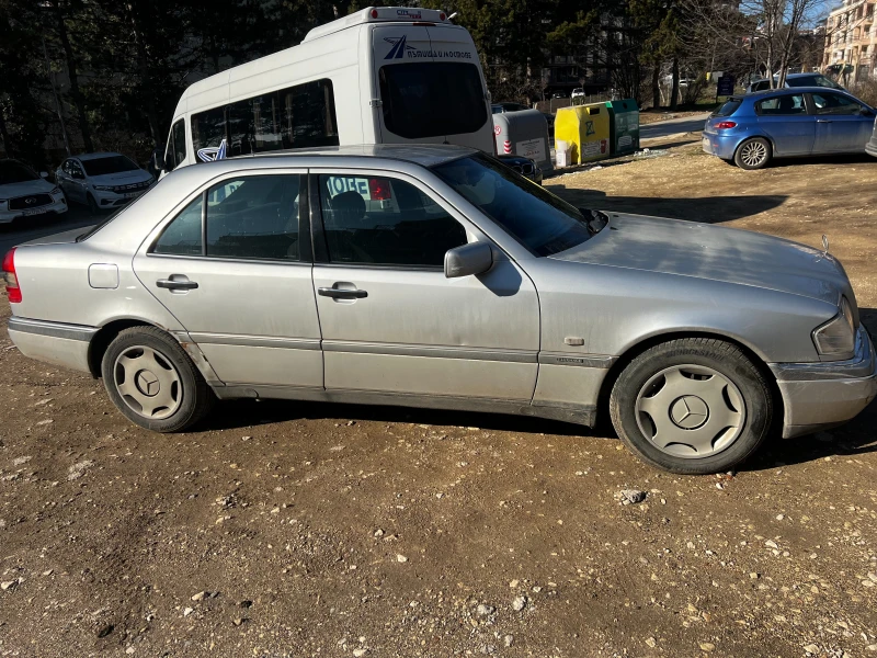 Mercedes-Benz C 180, снимка 1 - Автомобили и джипове - 48715886