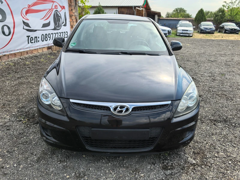 Hyundai I30 1.4i, снимка 8 - Автомобили и джипове - 49387674