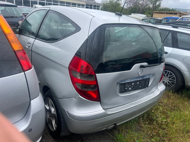 Mercedes-Benz A 200 А180, снимка 3 - Автомобили и джипове - 50229904