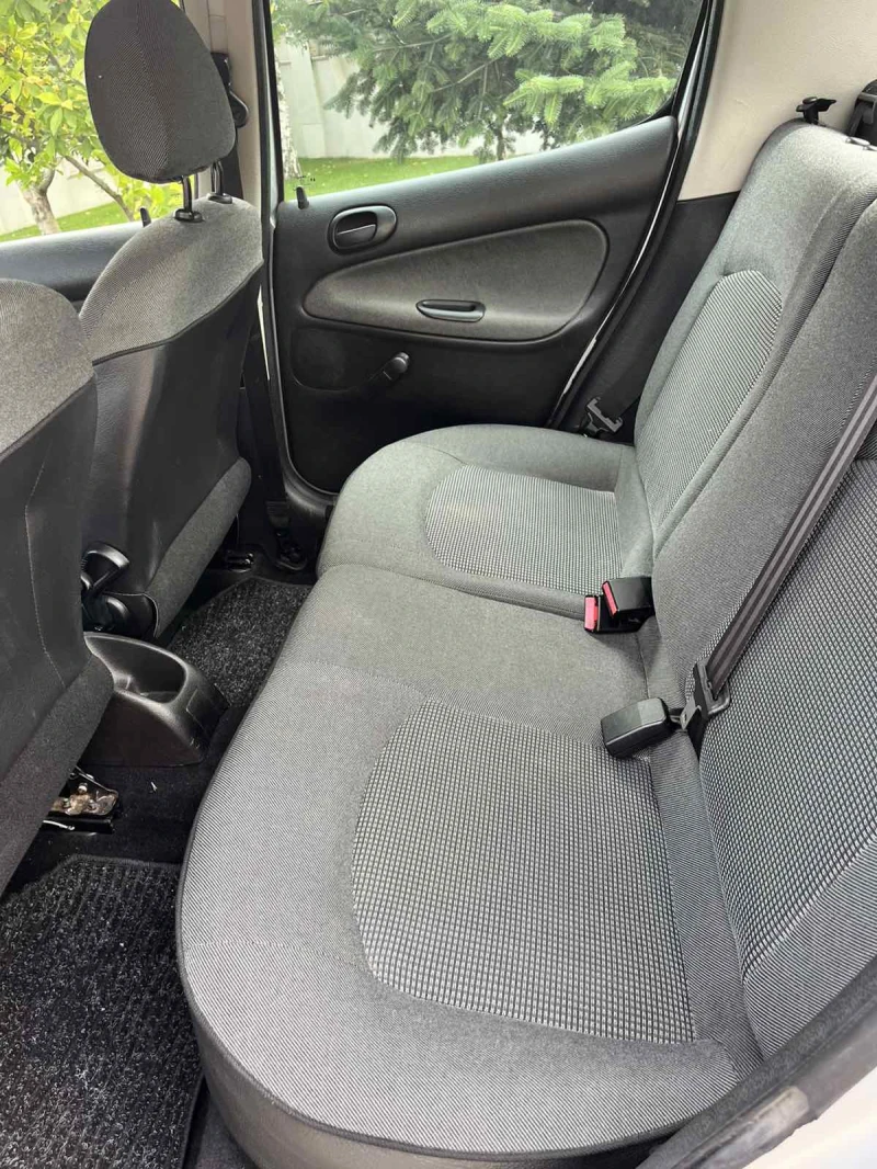 Peugeot 206, снимка 10 - Автомобили и джипове - 52504098