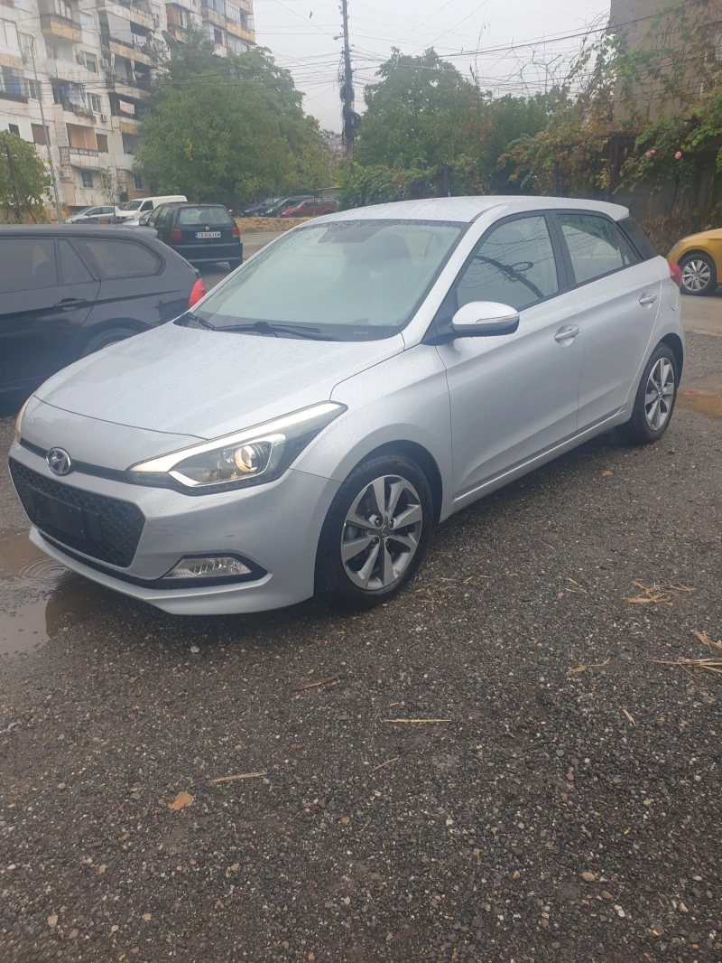 Hyundai I20, снимка 7 - Автомобили и джипове - 51962338