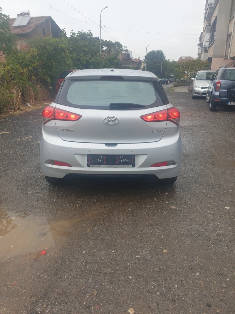 Hyundai I20, снимка 4 - Автомобили и джипове - 51962338