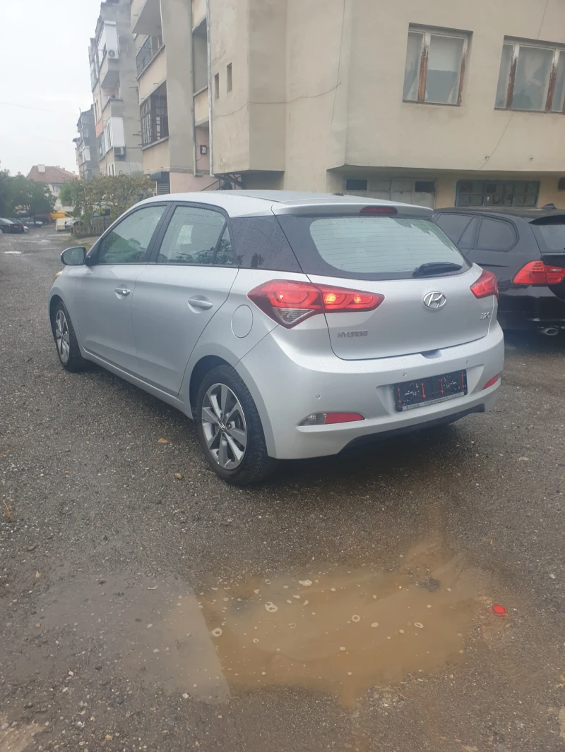 Hyundai I20, снимка 5 - Автомобили и джипове - 51962338