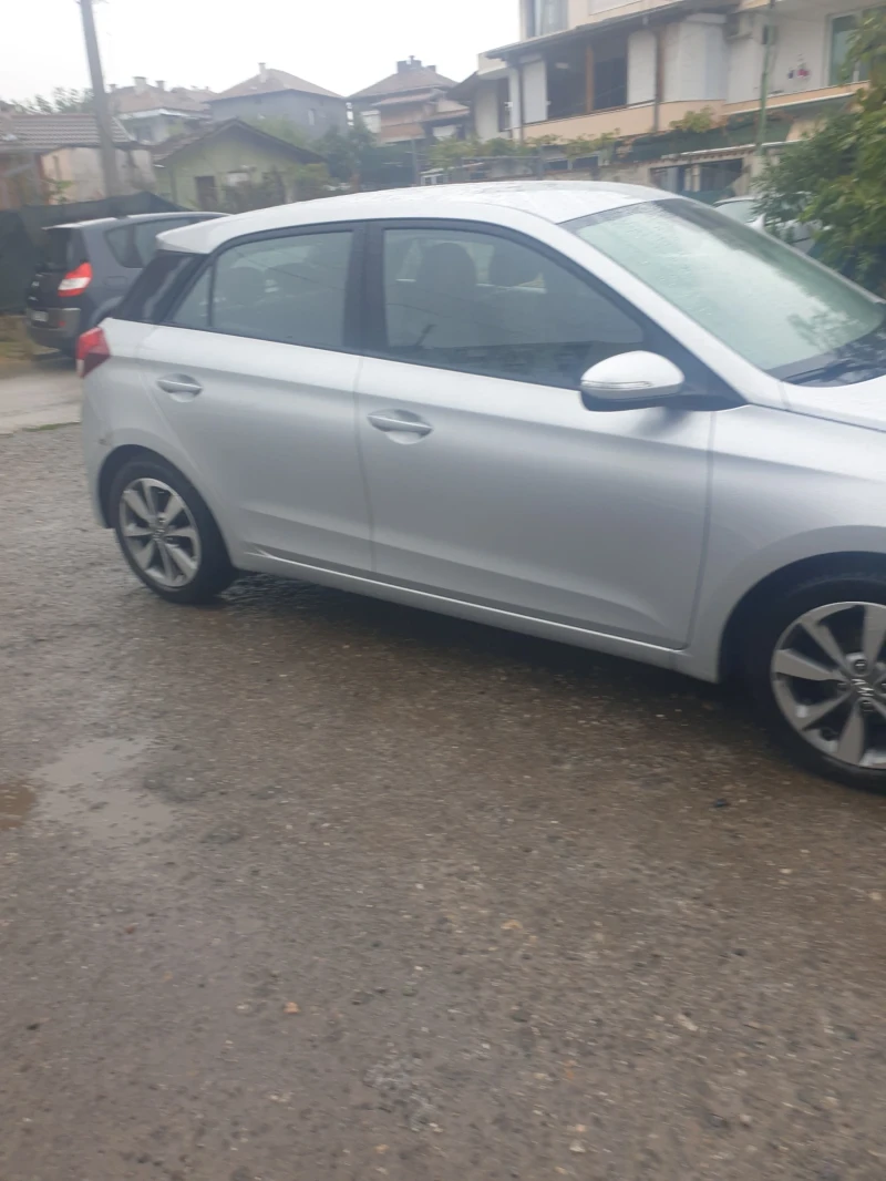 Hyundai I20, снимка 2 - Автомобили и джипове - 51962338