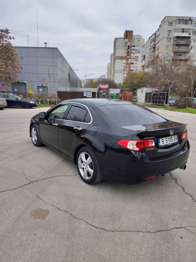Honda Accord 2.2 iDTEC , снимка 4 - Автомобили и джипове - 52740463