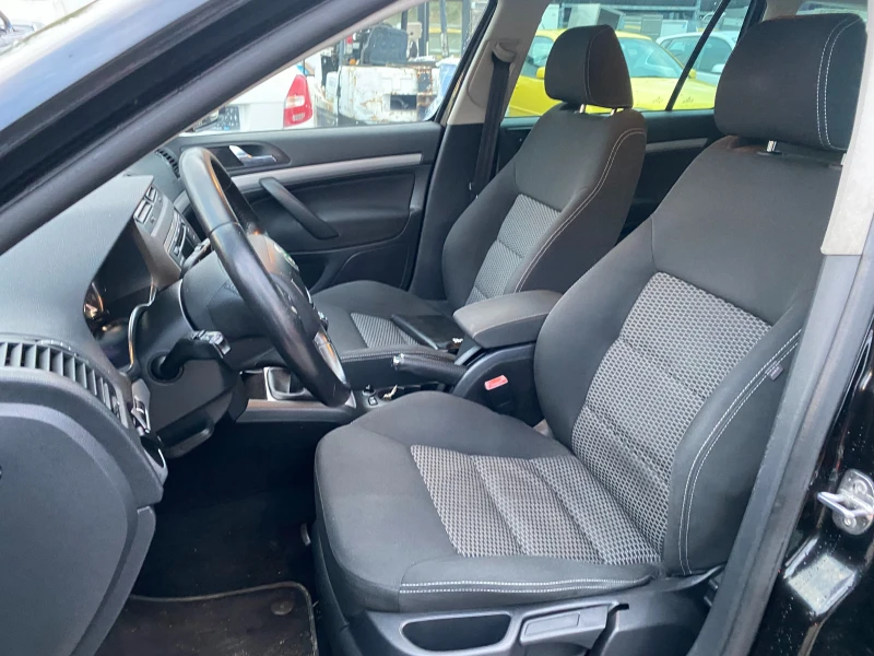 Skoda Octavia 1.4i 122к.с, снимка 8 - Автомобили и джипове - 52934138