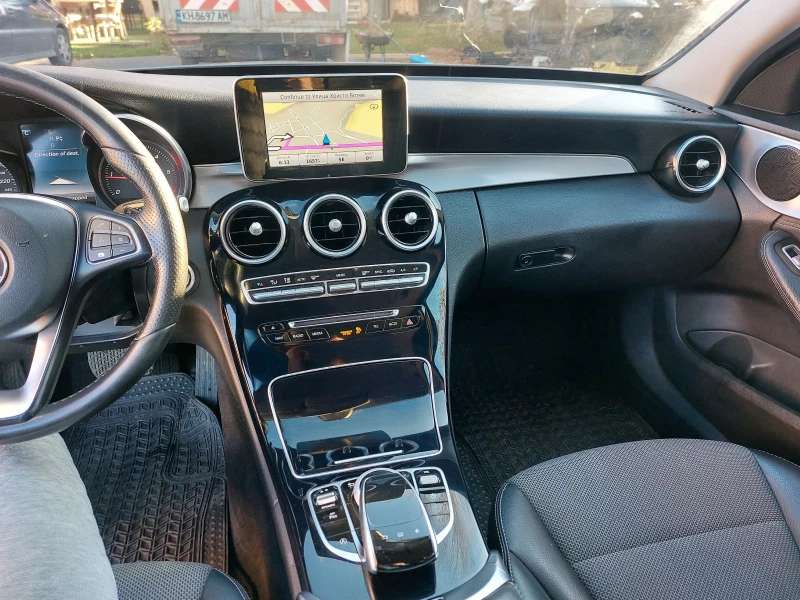 Mercedes-Benz C 200, снимка 12 - Автомобили и джипове - 52948861