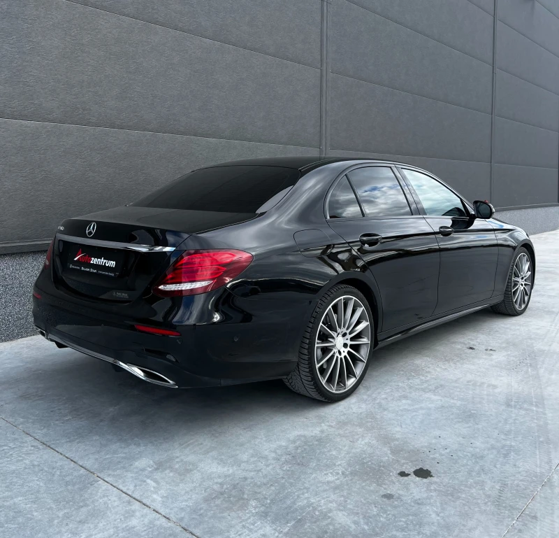 Mercedes-Benz E 350 AMG Airmatic, снимка 3 - Автомобили и джипове - 53100736