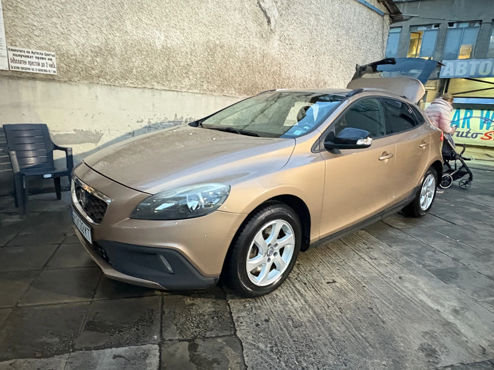 Volvo V40 Cross Country, снимка 1