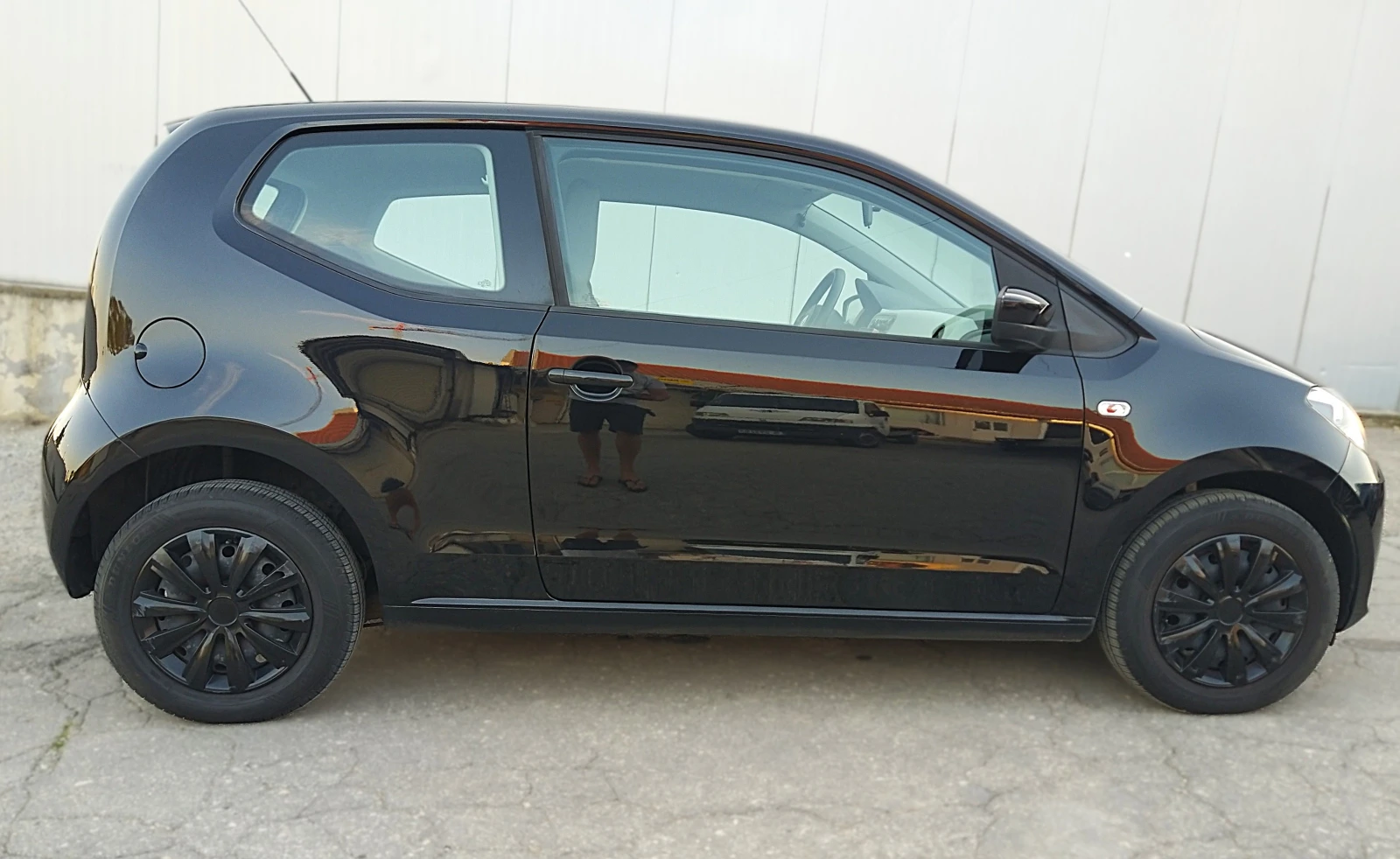 VW Up 1.0 - изображение 8