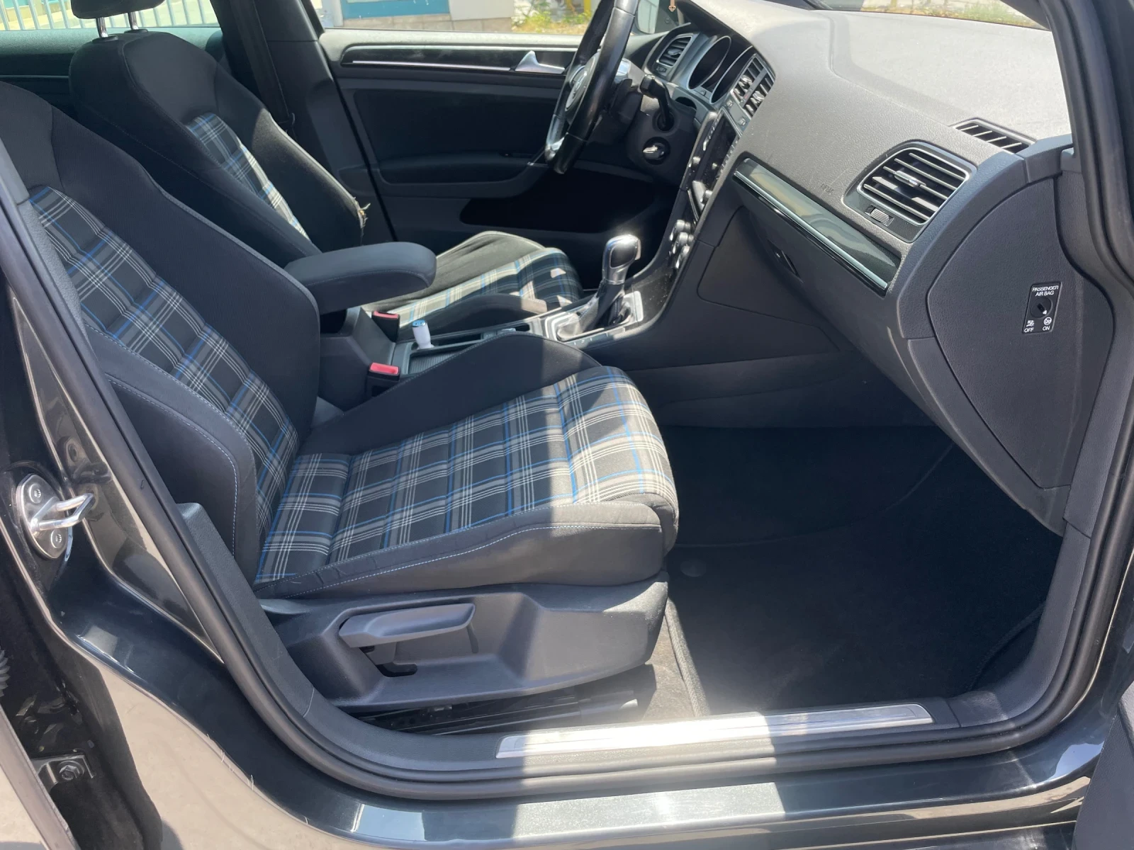 VW Golf GTE / Plug-in hybrid  - изображение 10