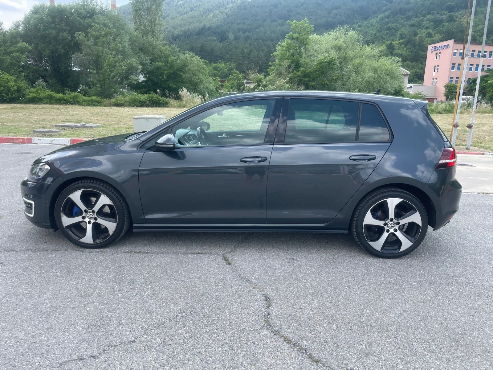 VW Golf GTE / Plug-in hybrid  - изображение 2