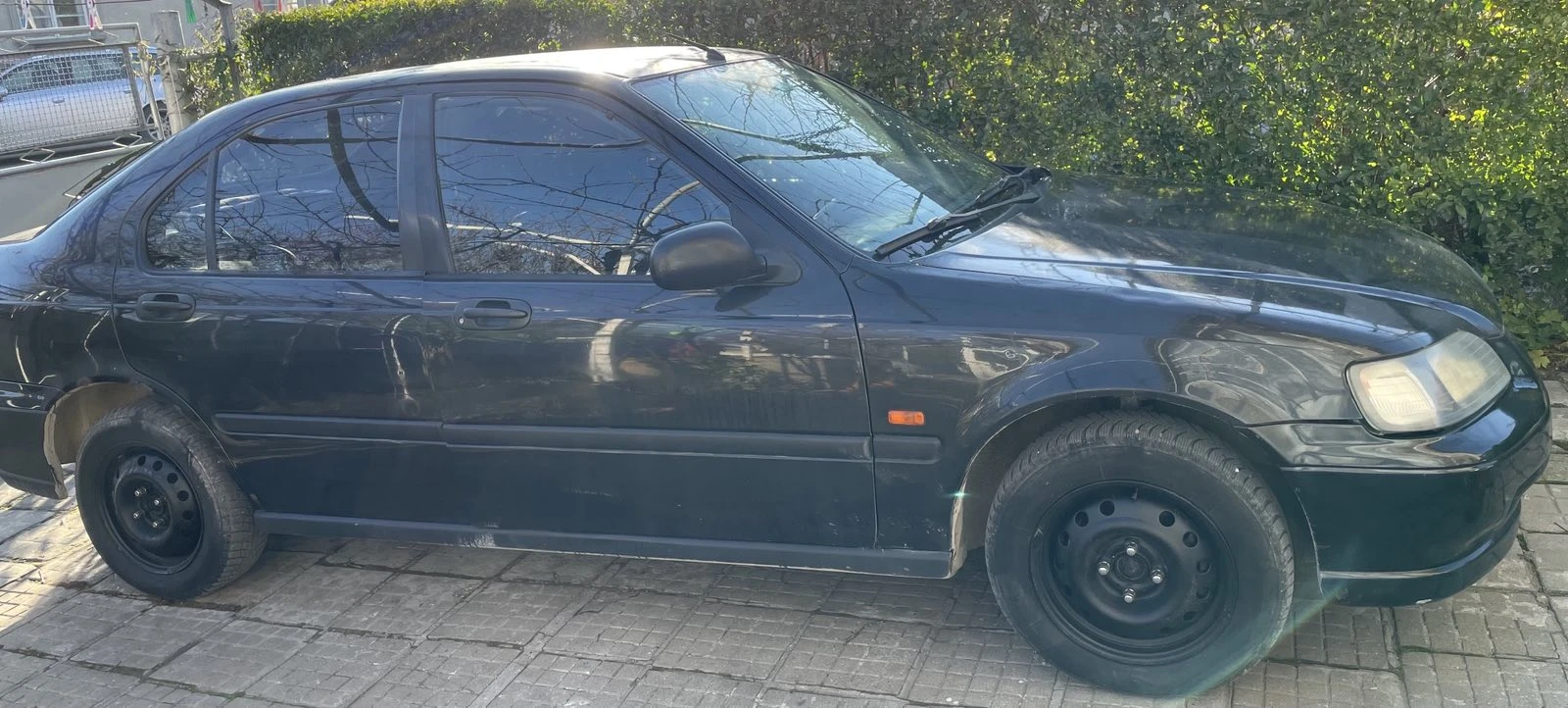 Honda Civic 1.4i - изображение 4