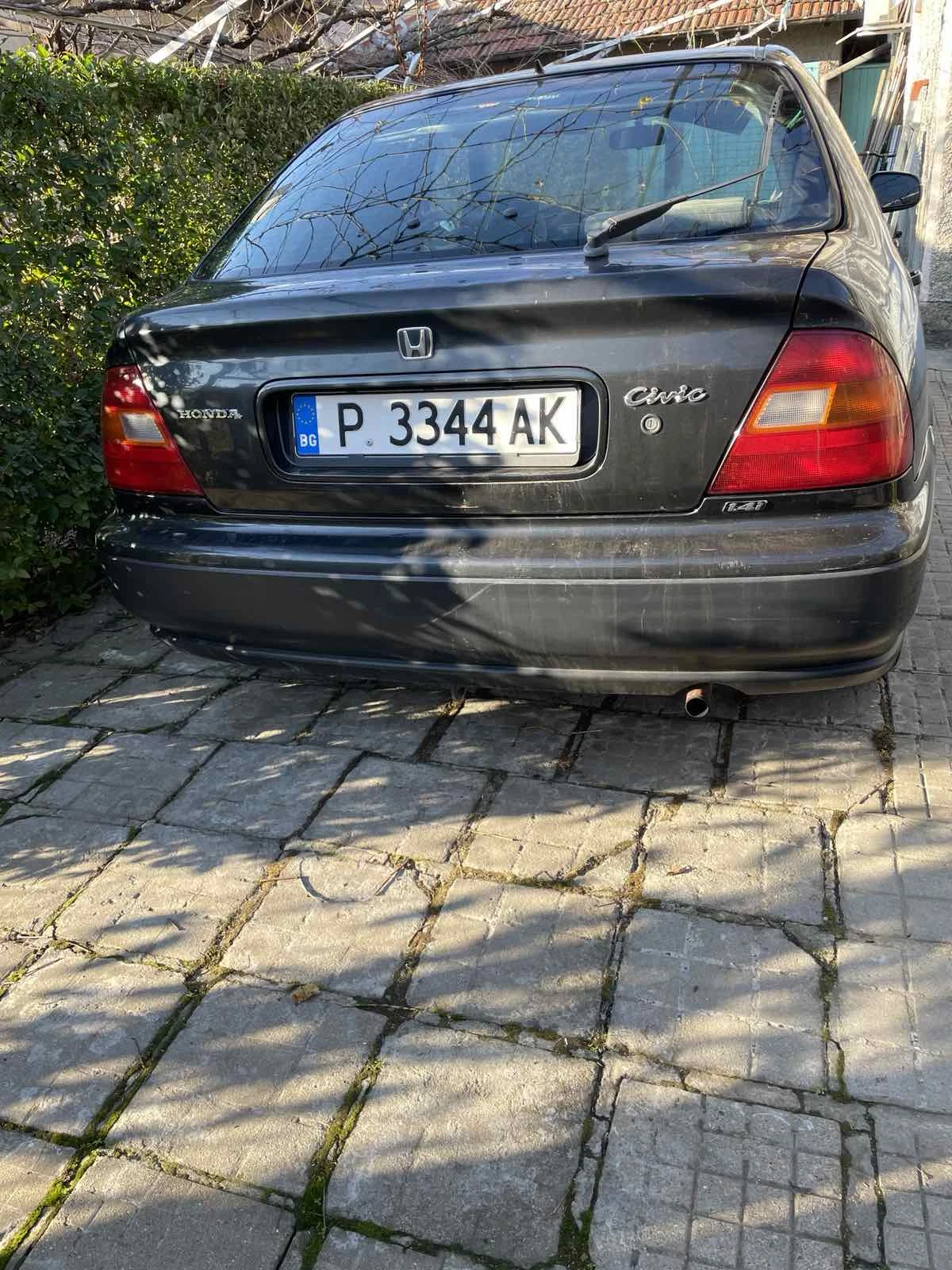Honda Civic 1.4i - изображение 2