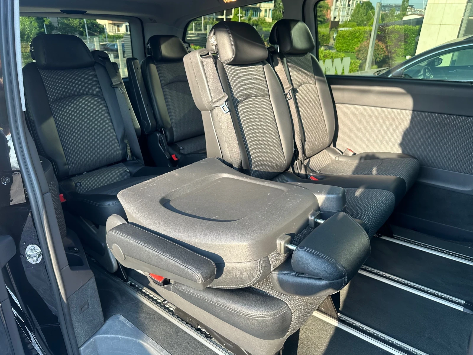 Mercedes-Benz Viano  44  | Mobile.bg   16