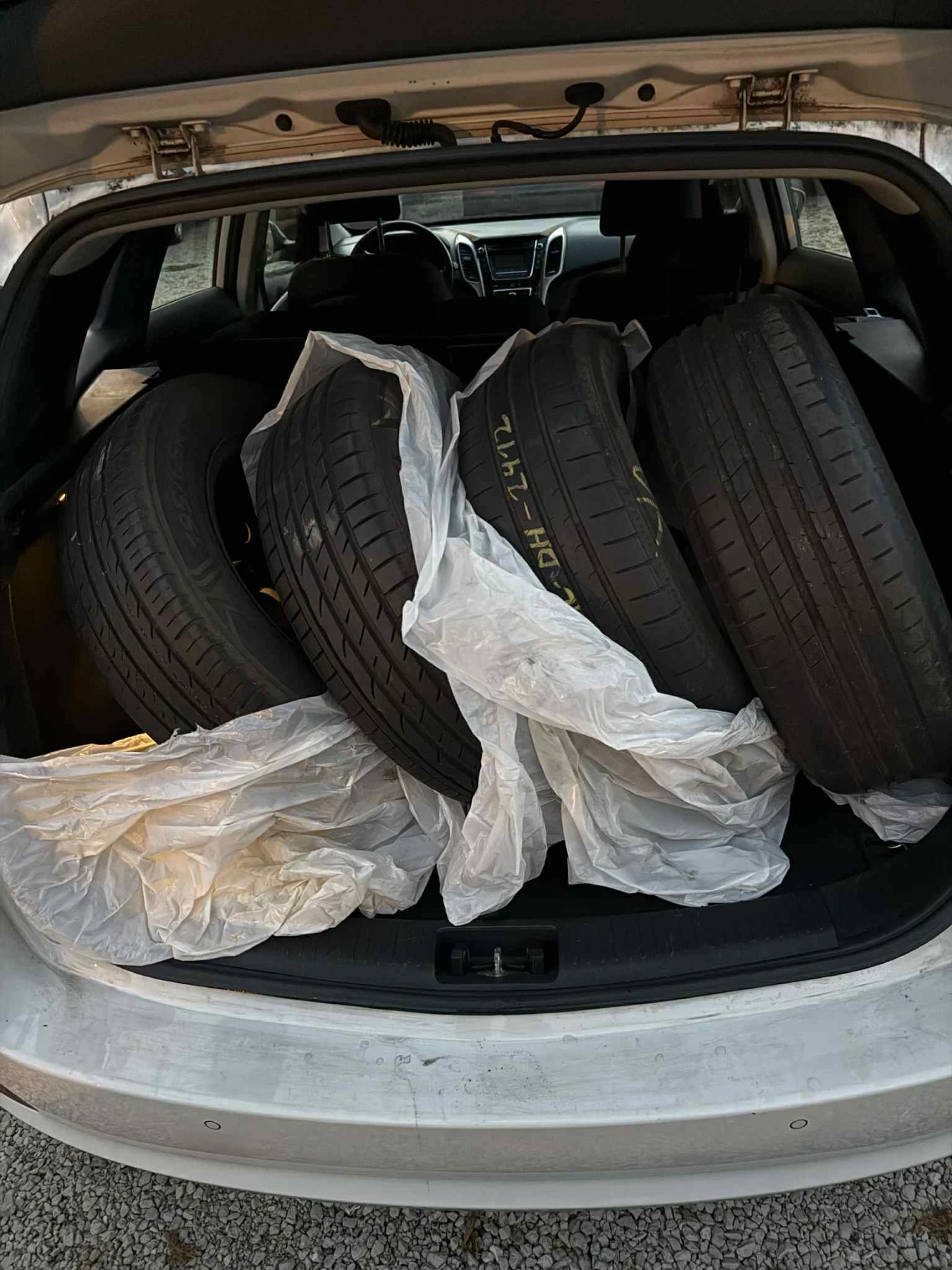 Hyundai I30 1.4CRDI 90 /  /   | Mobile.bg   13