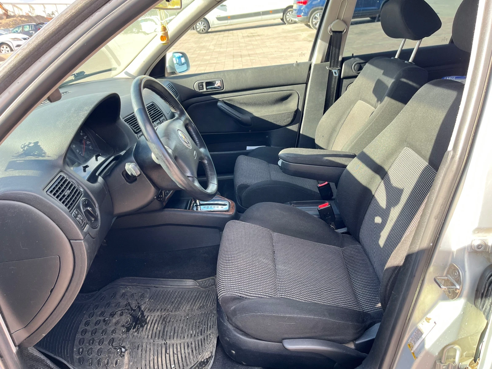 VW Golf  - изображение 6