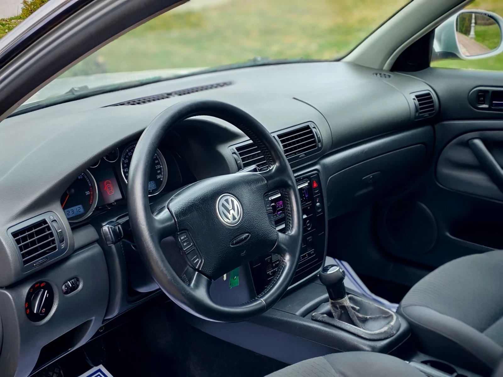 VW Passat 1.9TDI(101)* FACELIFT* ��� ����*  | Mobile.bg � ����������� 12