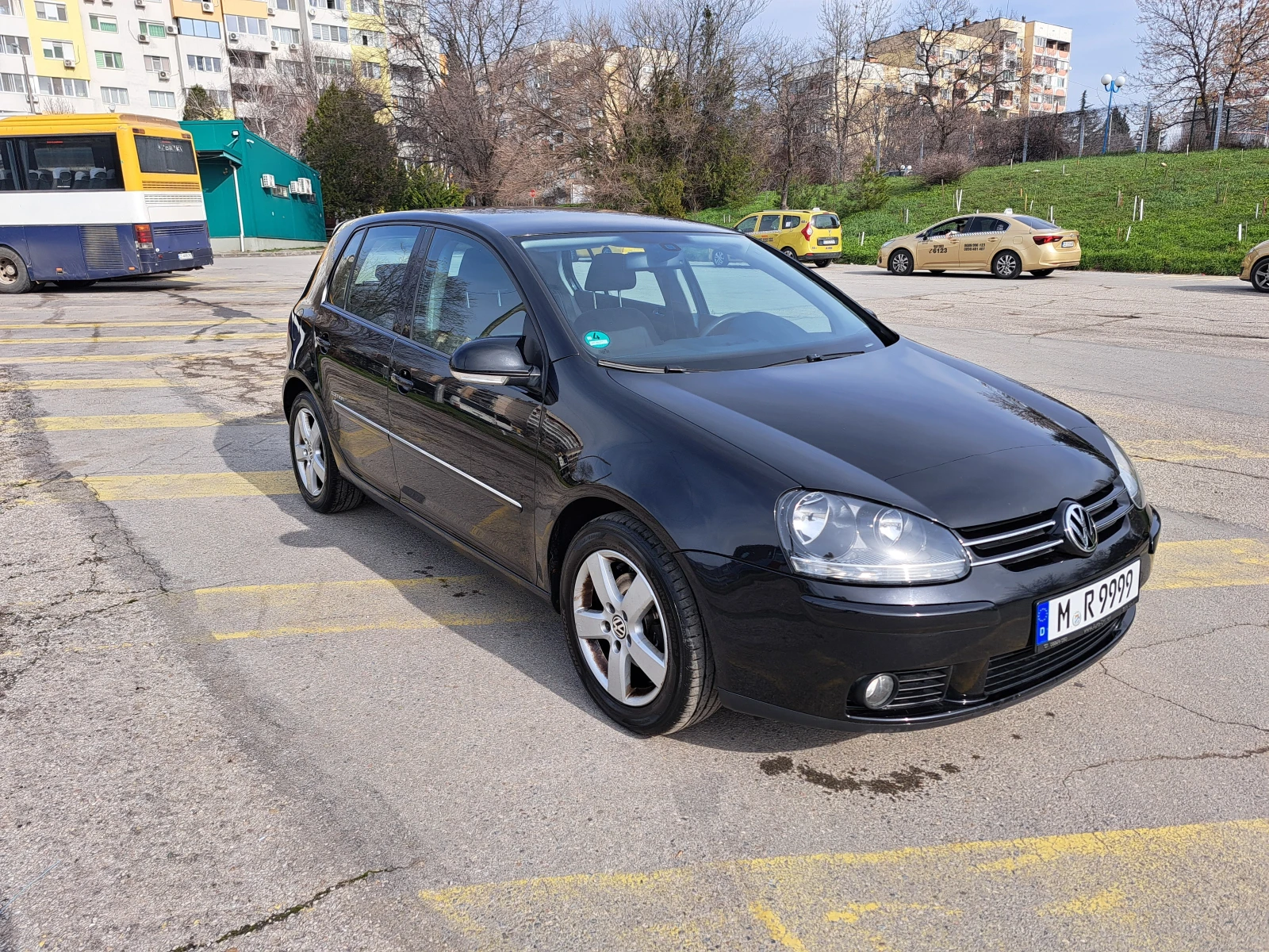 VW Golf 1, 9 TDI Edition - изображение 2