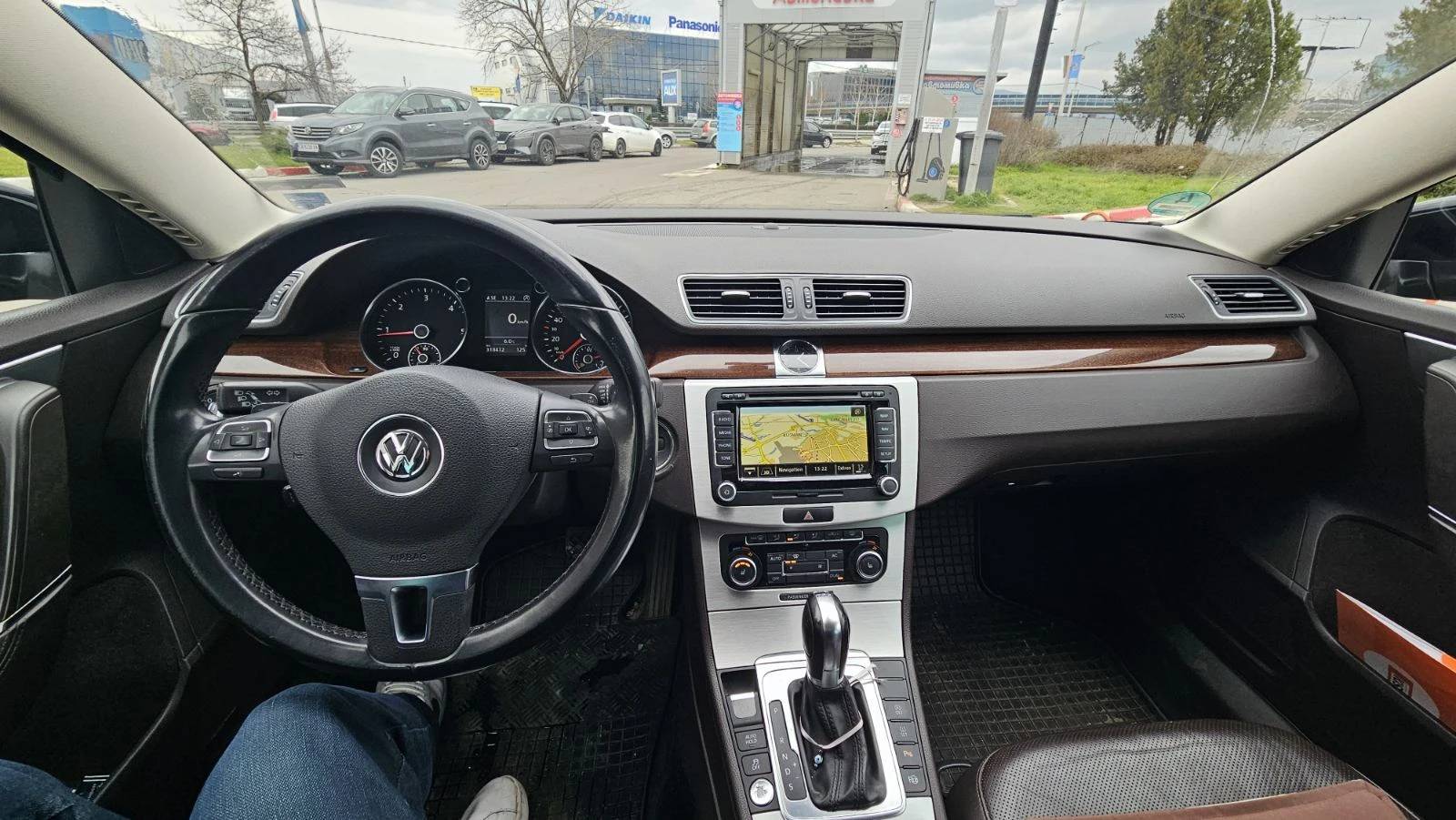 VW Passat Keyless \ Navi \ , снимка 4 - Автомобили и джипове - 53915106