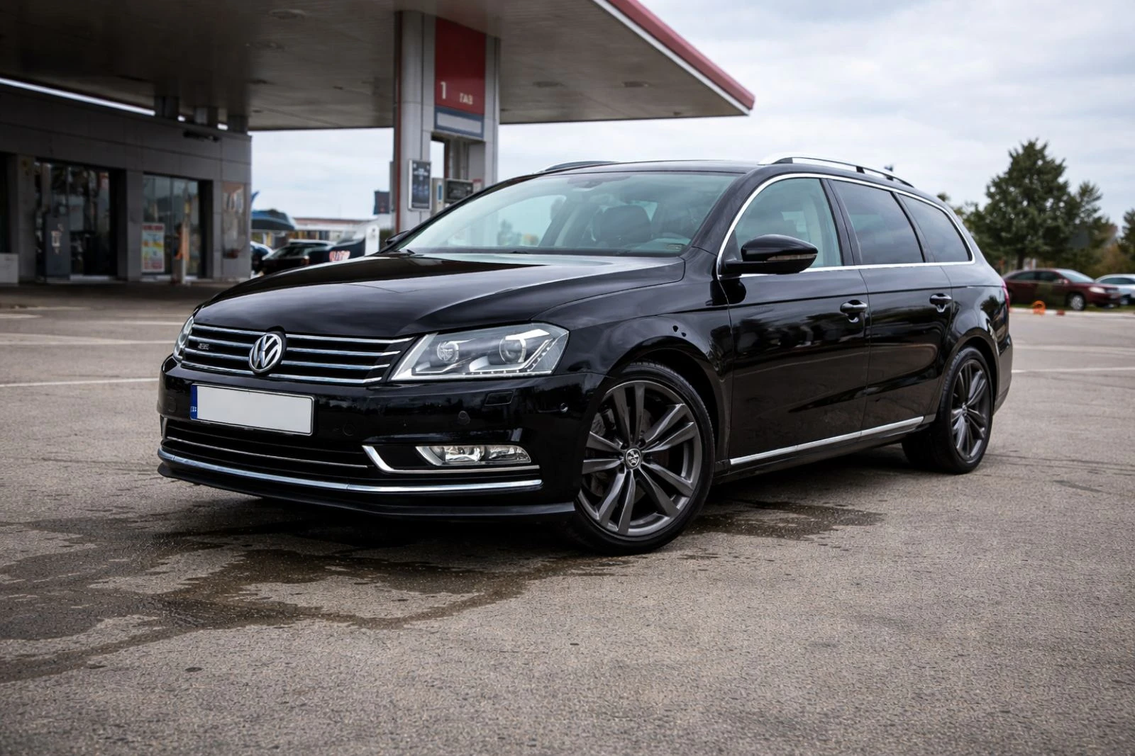 VW Passat Keyless \ Navi \ 