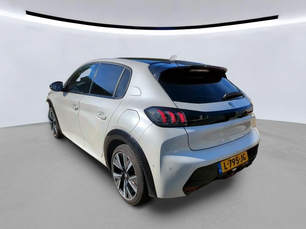 Peugeot 208 1.2 GT Line, снимка 3 - Автомобили и джипове - 53945281