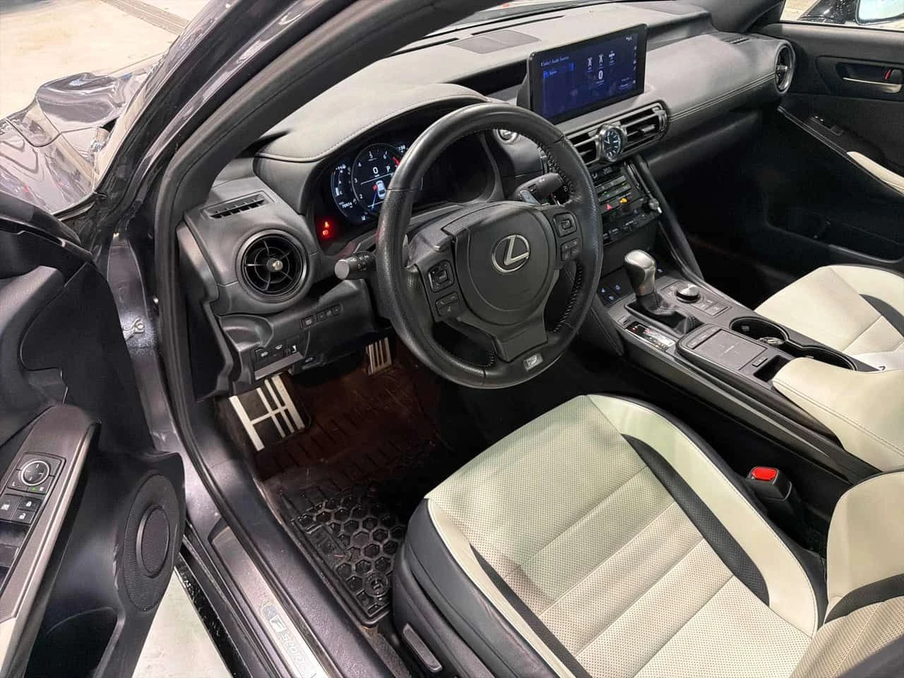 Lexus IS 350 | �������| ��������| ���������| CARFAX | Mobile.bg � ����������� 8