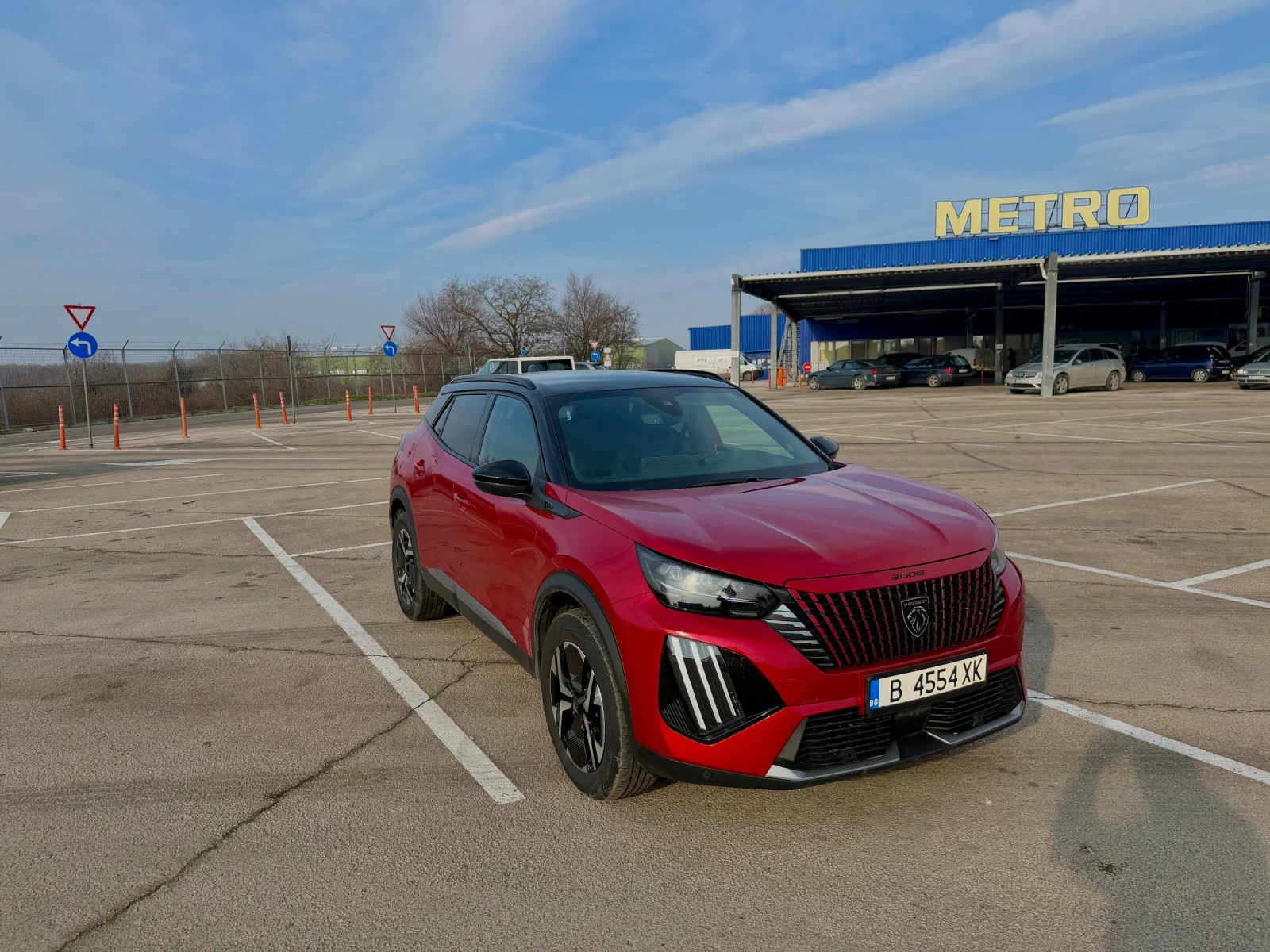 Peugeot 2008 2024г. / Автомат / Гаранционна , снимка 2 - Автомобили и джипове - 54173636