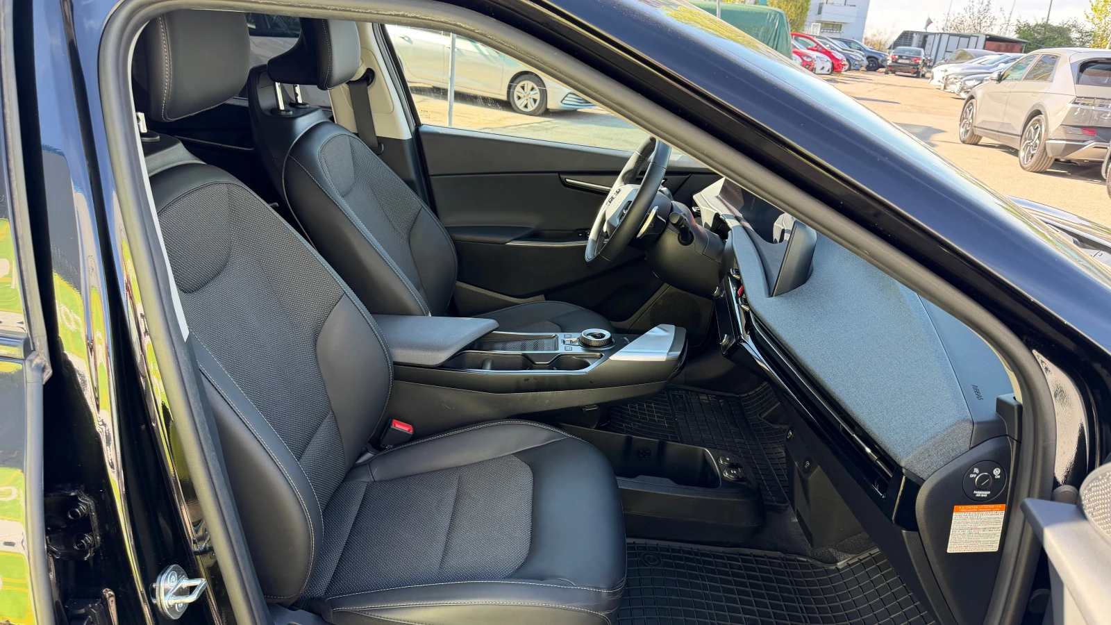 Kia EV6 AIR Long Range 77.4kWh, снимка 11 - Автомобили и джипове - 54305791