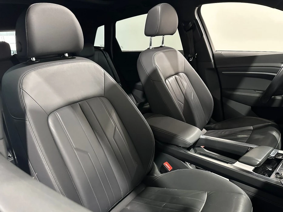 Audi E-Tron  55 Quatro Bussines Plus 95KW/h 408 к.с., снимка 6 - Автомобили и джипове - 54456217