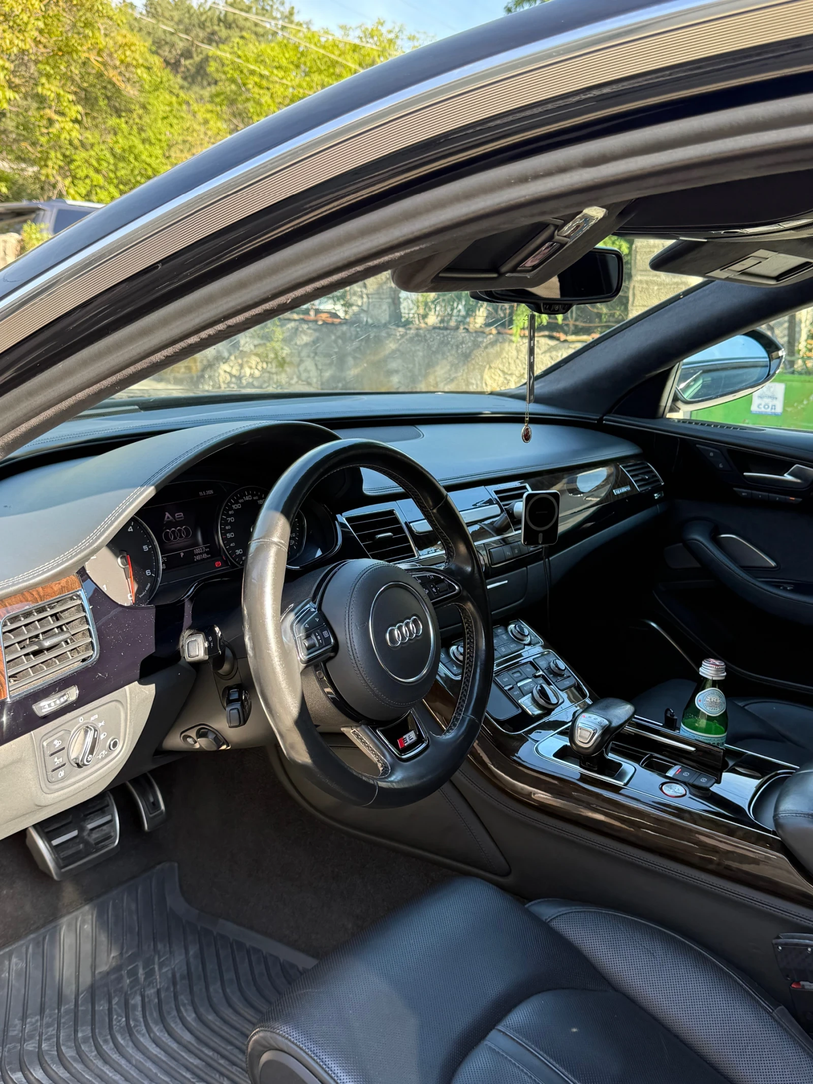 Audi A8, снимка 3 - Автомобили и джипове - 54598398