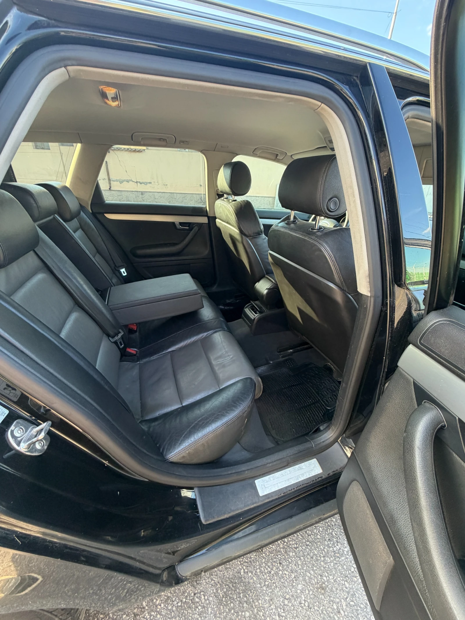 Audi A4 Avant, снимка 10 - Автомобили и джипове - 54622545