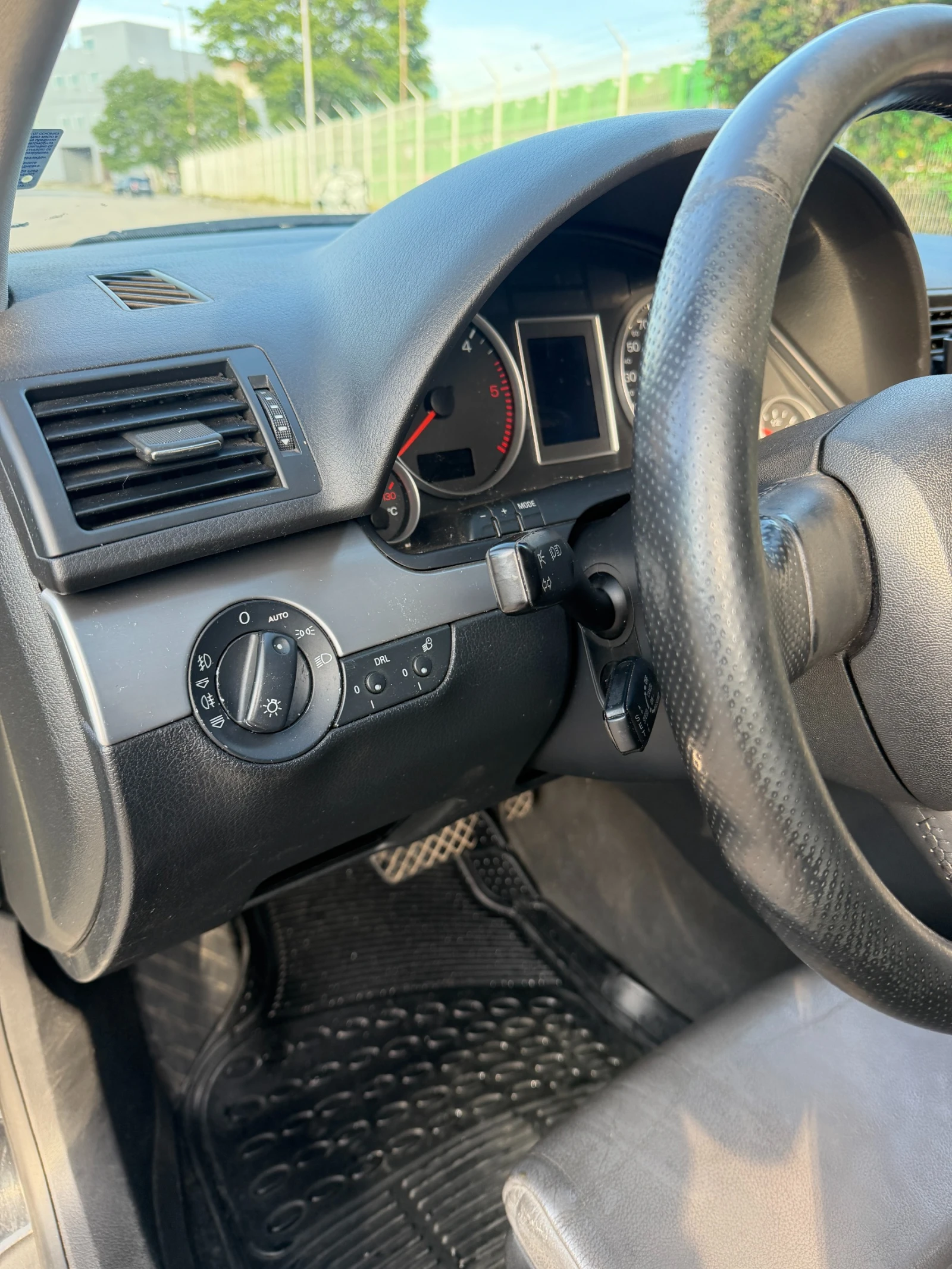 Audi A4 Avant, снимка 7 - Автомобили и джипове - 54622545