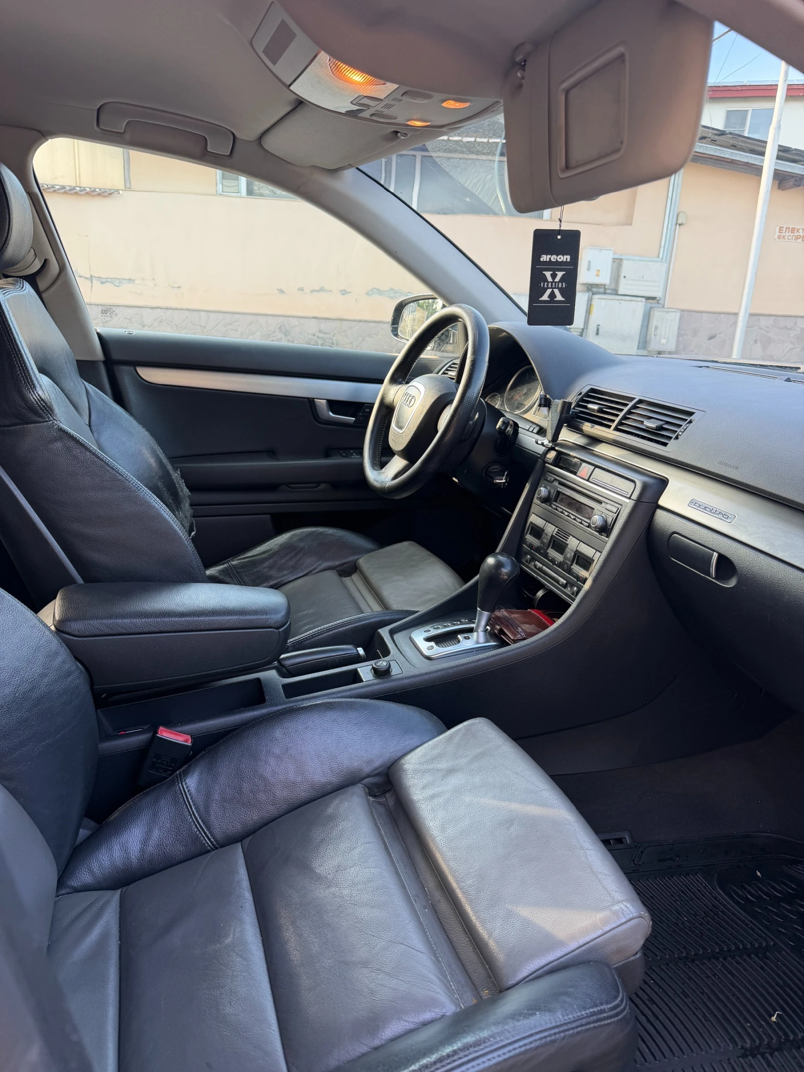 Audi A4 Avant, снимка 11 - Автомобили и джипове - 54622545