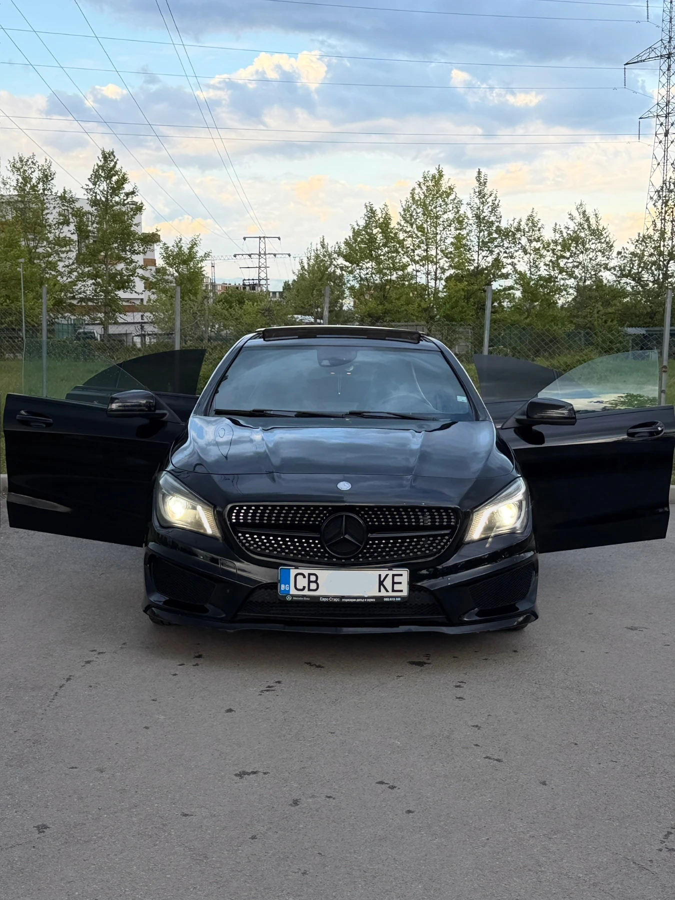 Mercedes-Benz CLA 200, снимка 3 - Автомобили и джипове - 54624021