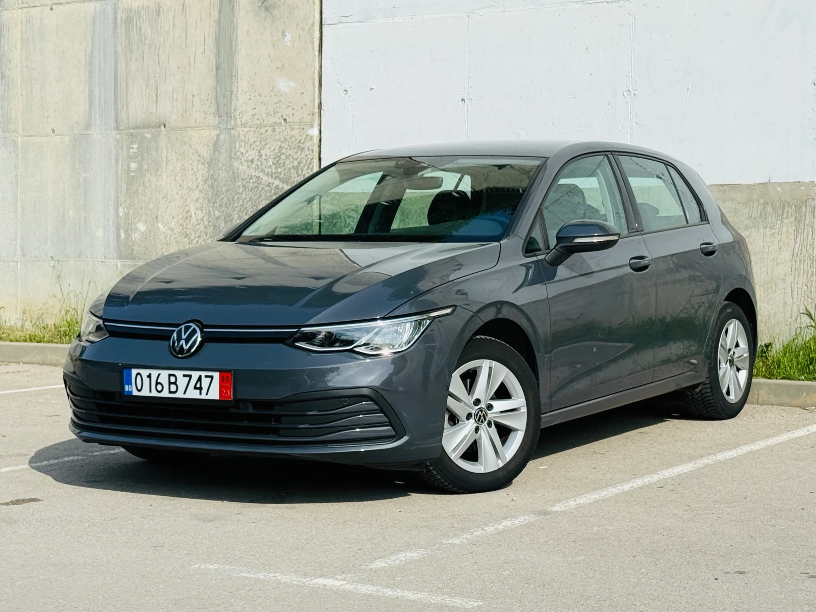 VW Golf 1.5 eTSI/ DSG/ LIFE/ 12м Гаранция / Реални КМ