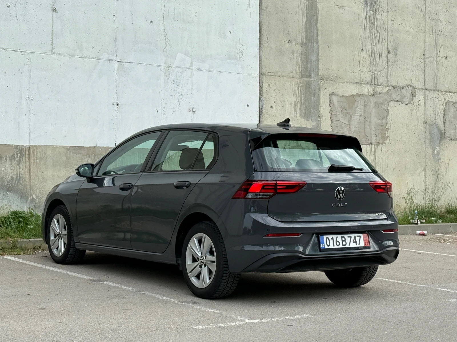 VW Golf 1.5 eTSI/ DSG/ LIFE/ 12м Гаранция / Реални КМ, снимка 7 - Автомобили и джипове - 54736343