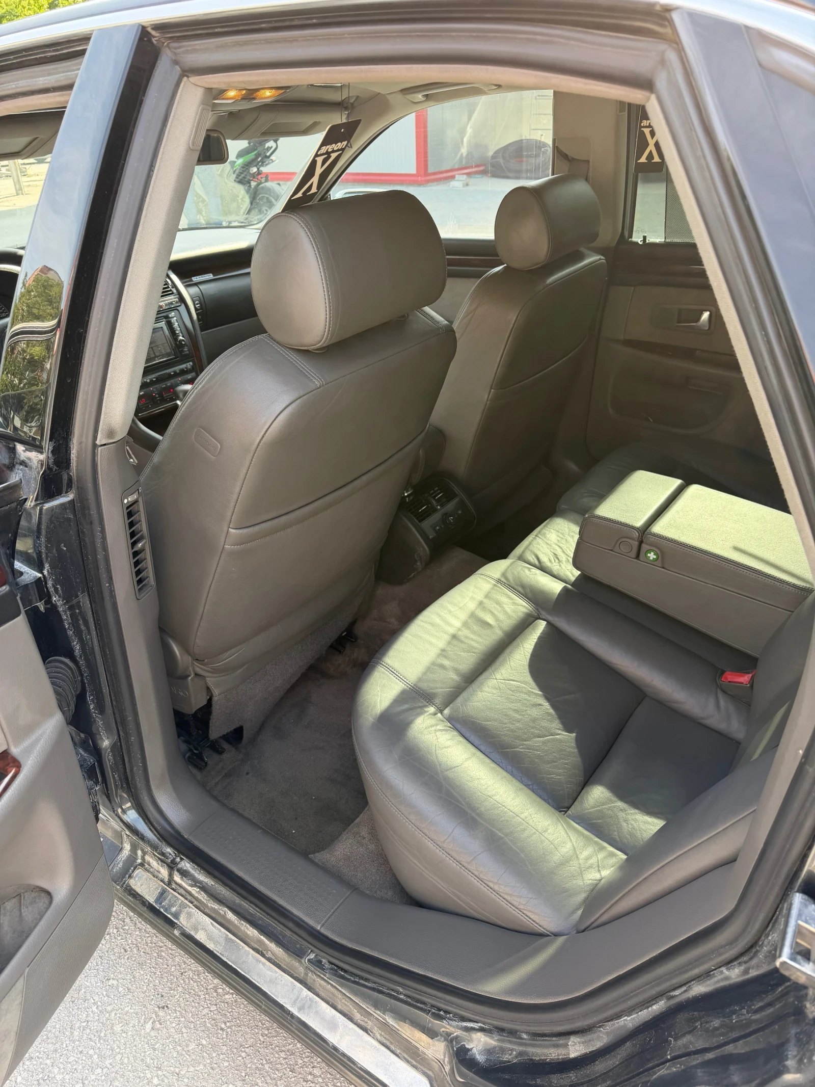 Audi A8 S8 4.2I 310PS ГАЗОВ ИНЖЕКЦИОН 90Л.!, снимка 8 - Автомобили и джипове - 54936651
