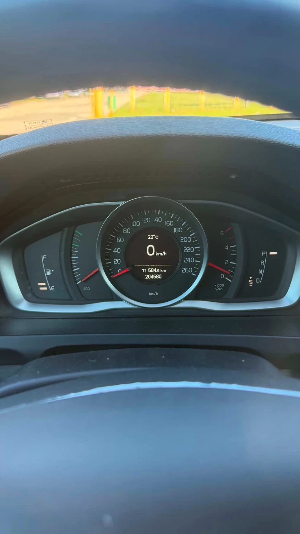Volvo V60 2.0, D3, 5 цилиндров, 136 к.с., снимка 15 - Автомобили и джипове - 54960359
