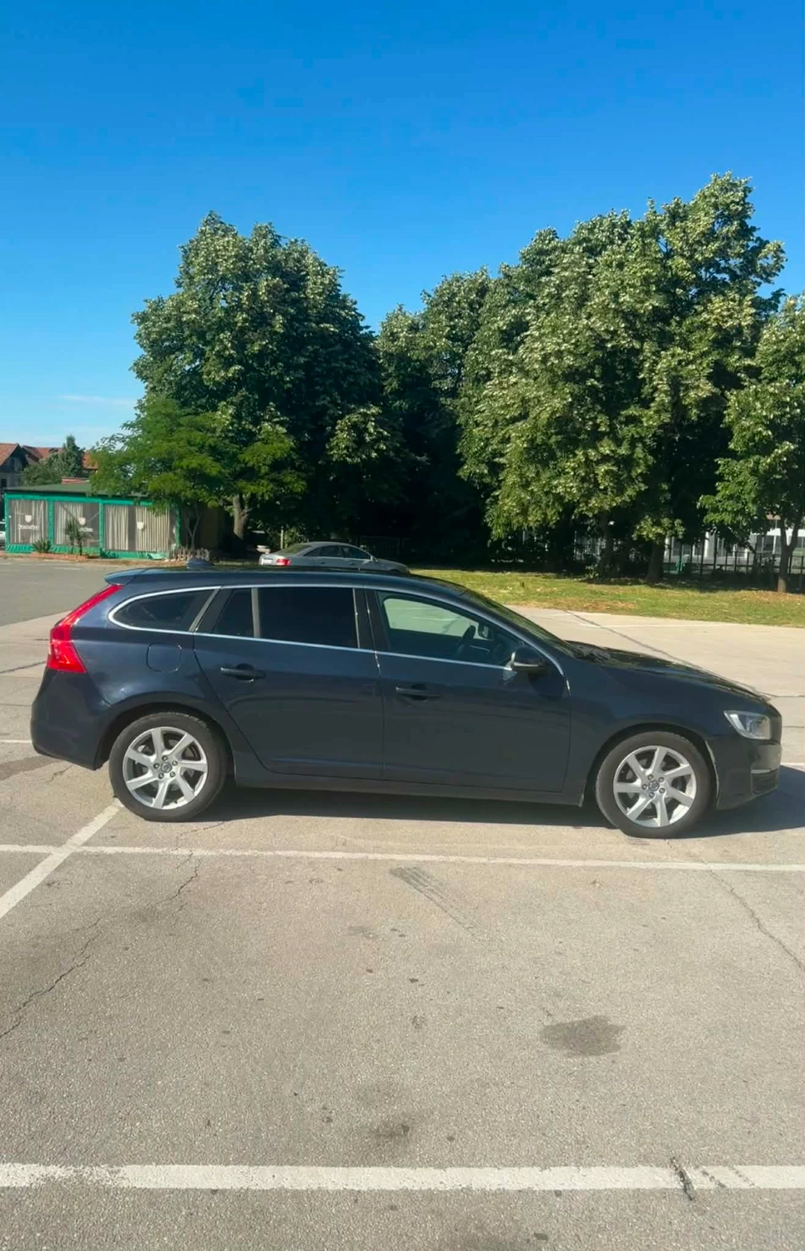 Volvo V60 2.0, D3, 5 цилиндров, 136 к.с., снимка 3 - Автомобили и джипове - 54960359