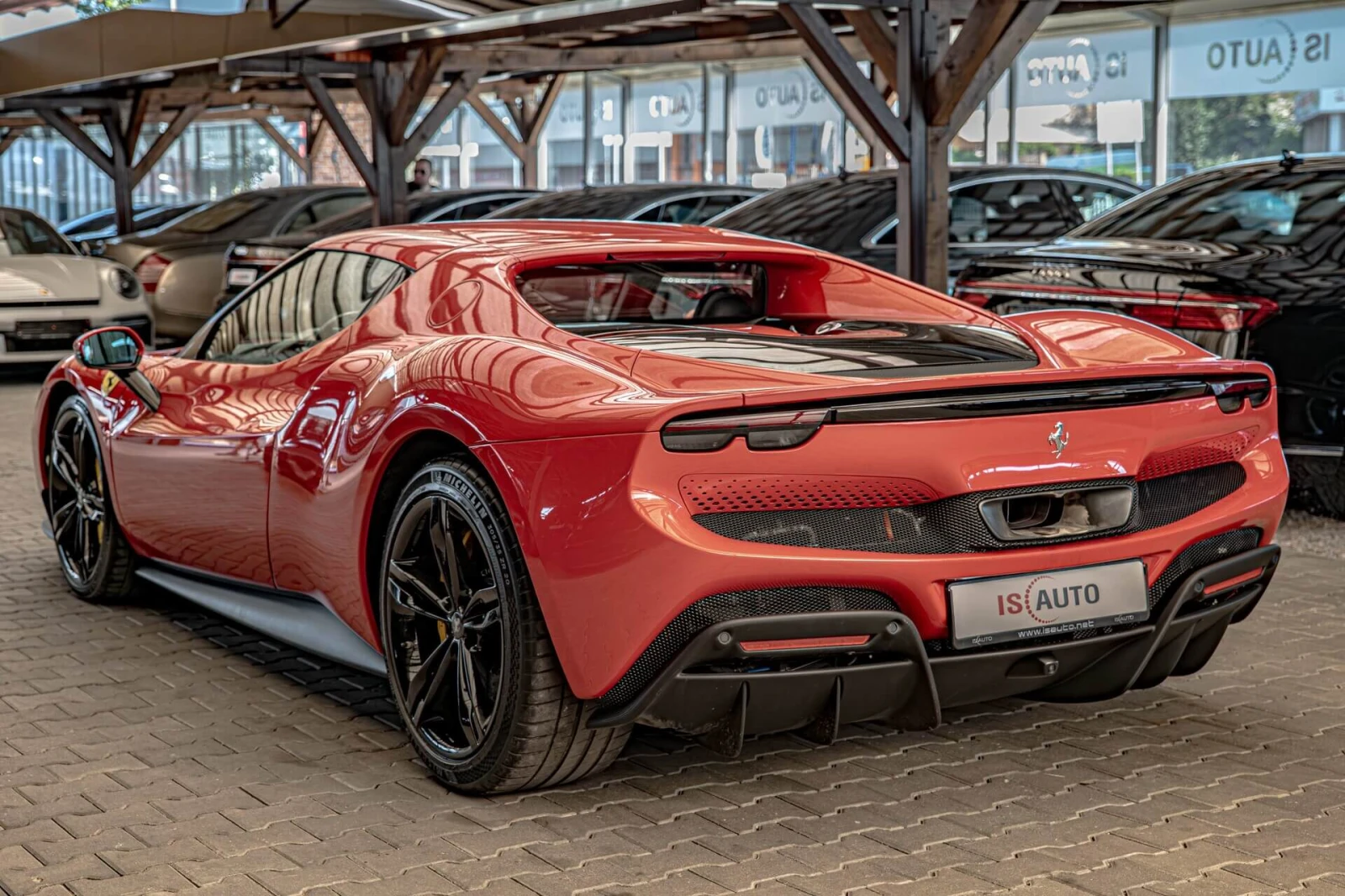 Ferrari 296GTB JBL/Lift/Камера/Керамика/, снимка 6 - Автомобили и джипове - 55055132