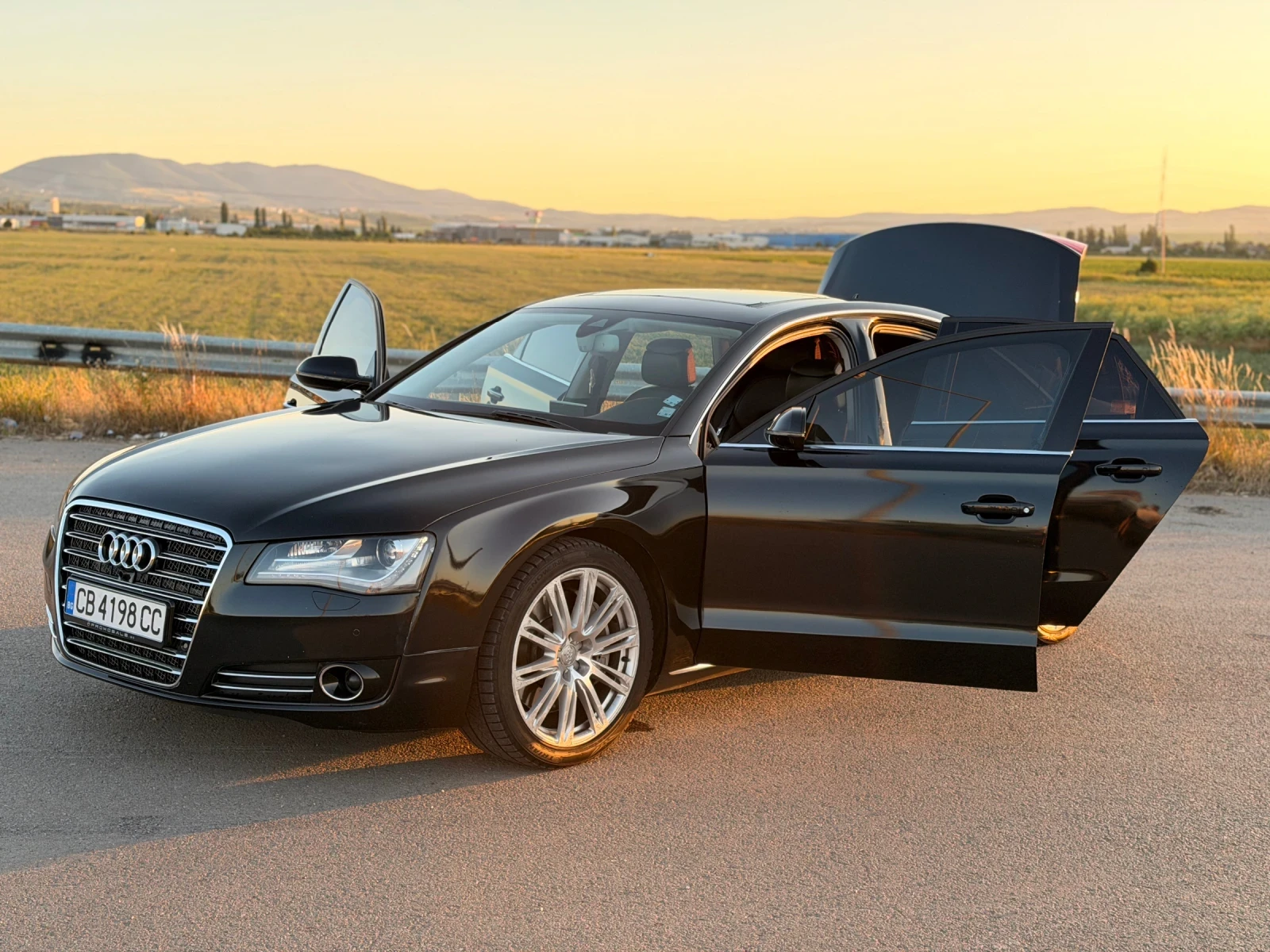 Audi A8 D4 4.2 TDI 351КС BOSE обдухване, подгрев и масаж 