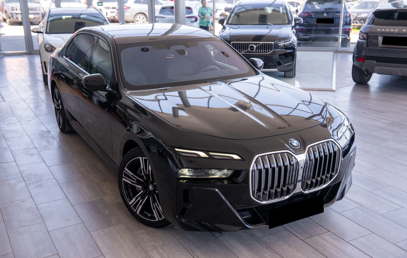 BMW 750 e xDrive Plug-in Hybrid разход 1.0- 1.5л. на 100км