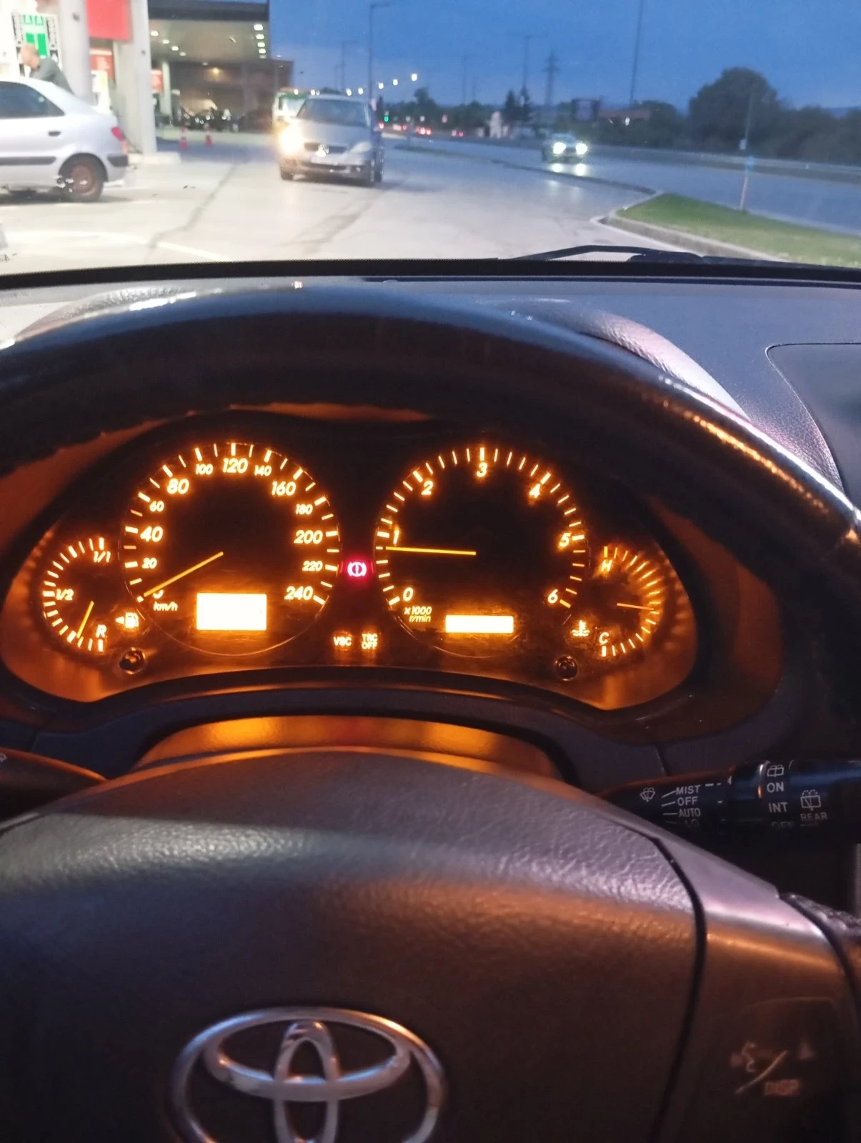 Toyota Avensis, снимка 6 - Автомобили и джипове - 55449916