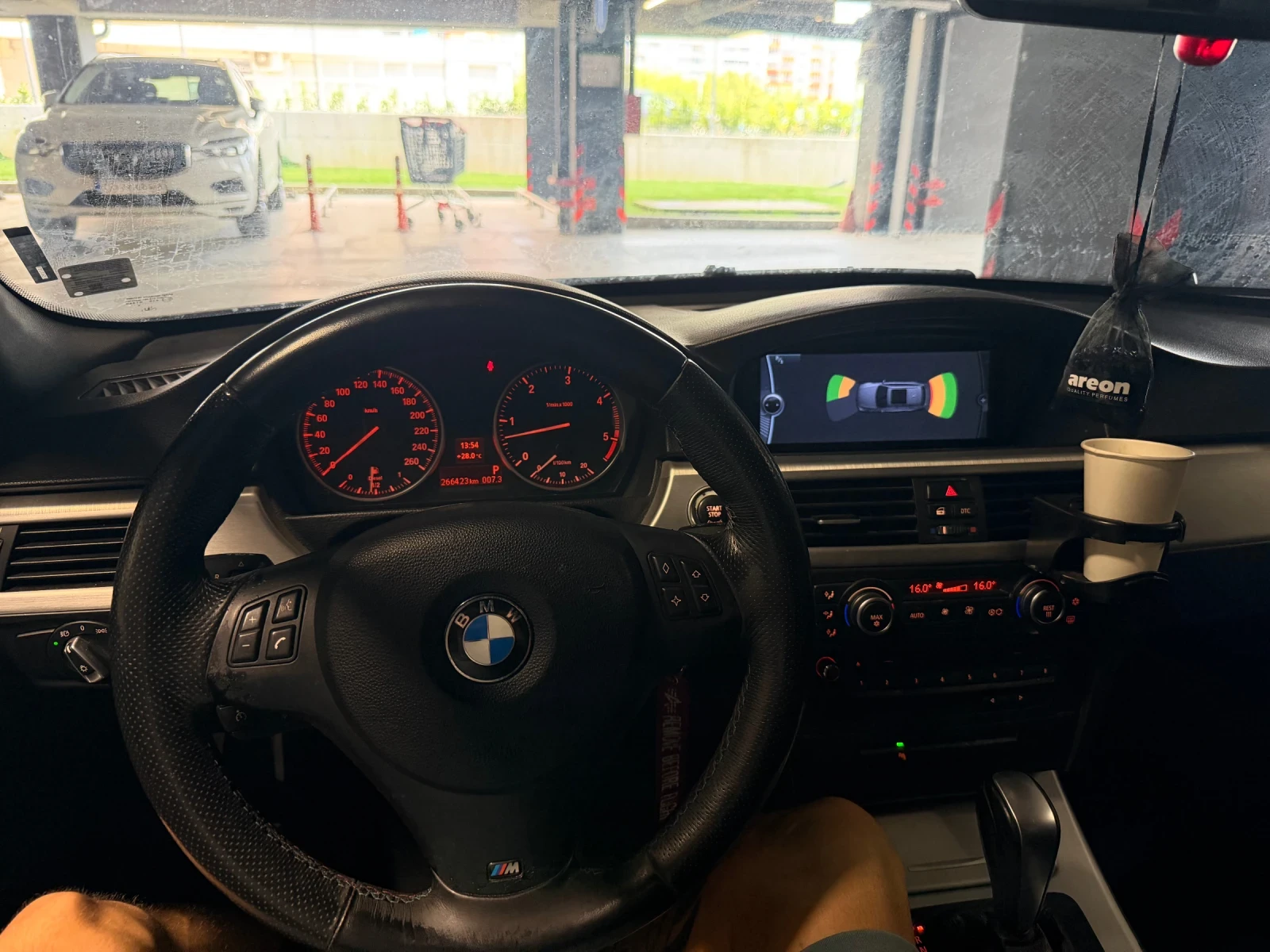 BMW 330 Задно, снимка 6 - Автомобили и джипове - 55574462