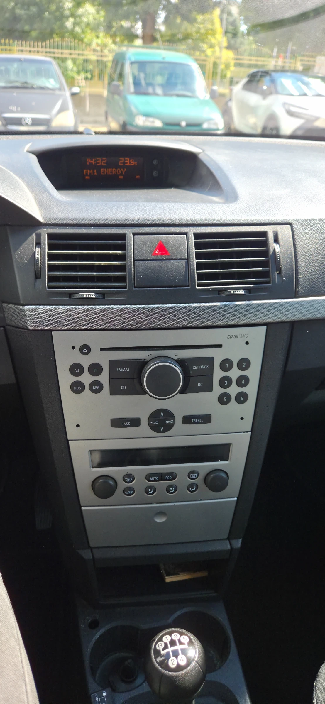 Opel Meriva С газова уредба, снимка 8 - Автомобили и джипове - 56070964