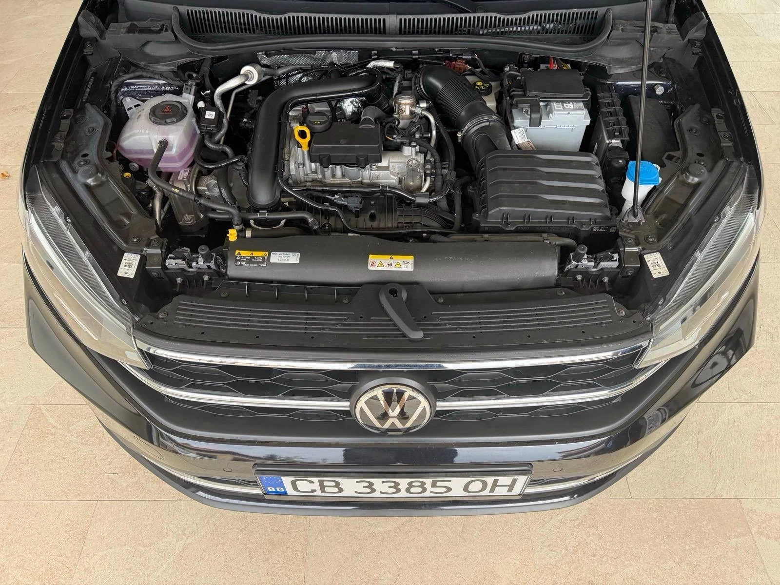 VW Taigo, снимка 12 - Автомобили и джипове - 56255354