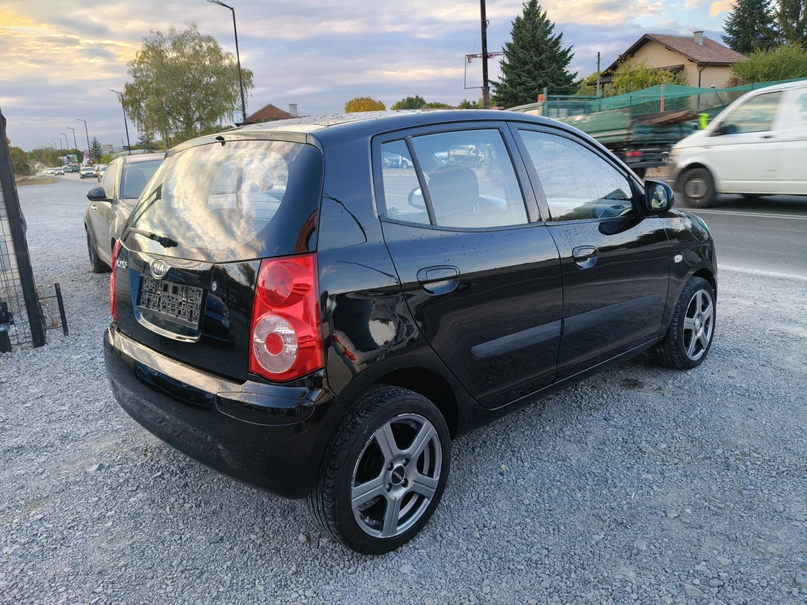 Kia Picanto 1.0i | Mobile.bg � ����������� 5