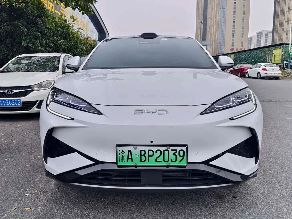 BYD Sealion 7, снимка 3 - Автомобили и джипове - 56689712